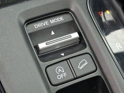 Used 2024 Honda CR-V EX-L image 25