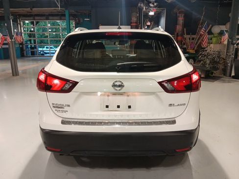 Used 2019 Nissan Rogue Sport SL AWD/4WD image 7
