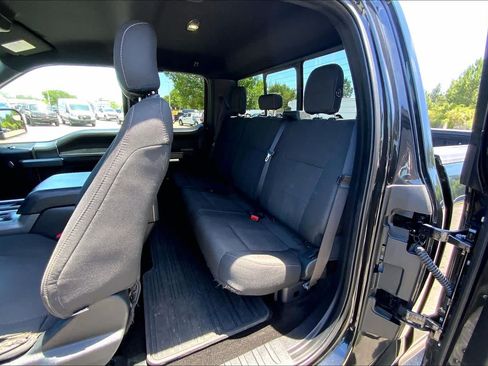 Used 2015 Ford F150 XLT w/ Equipment Group 302A Luxury AWD/4WD image 20