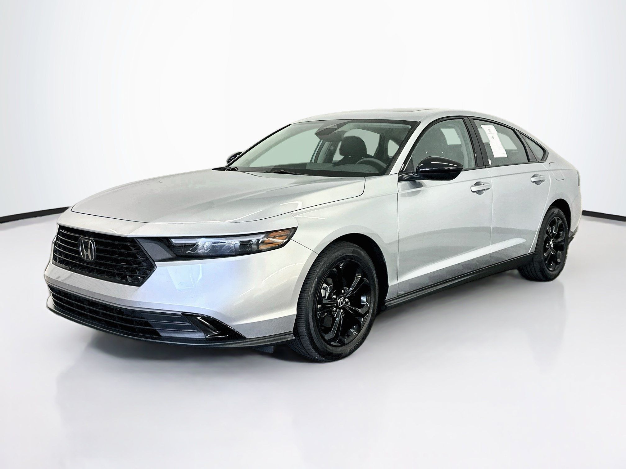 Used 2025 Honda Accord SE image 3