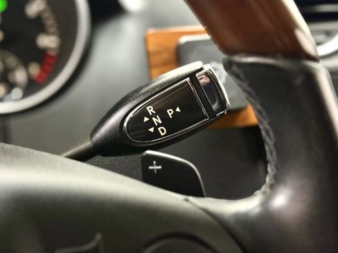 Used 2011 Mercedes-Benz ML 550 4MATIC image 21