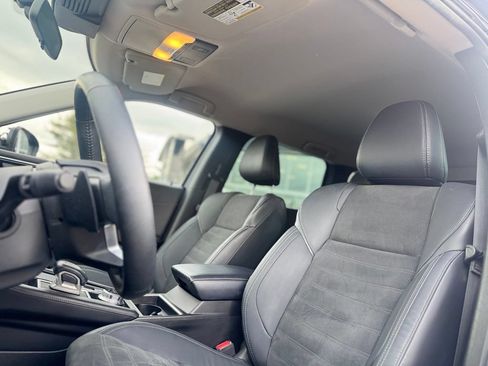 Used 2023 Mitsubishi Outlander SE AWD/4WD image 17