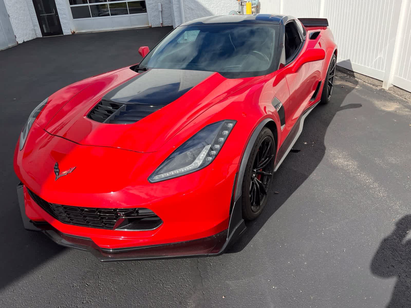 Used 2016 Chevrolet Corvette Z06 w/ 2LZ Preferred Equipment Group RWD image 4