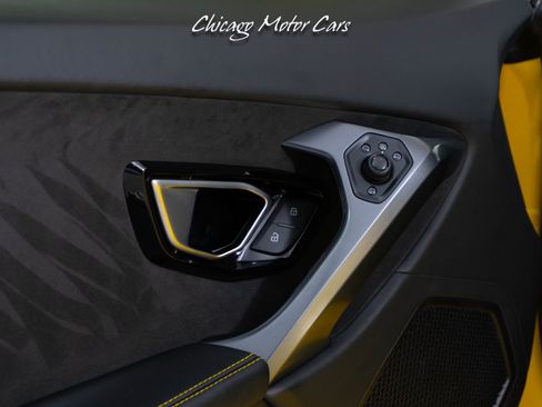 Used 2017 Lamborghini Huracan LP 580-2 image 23