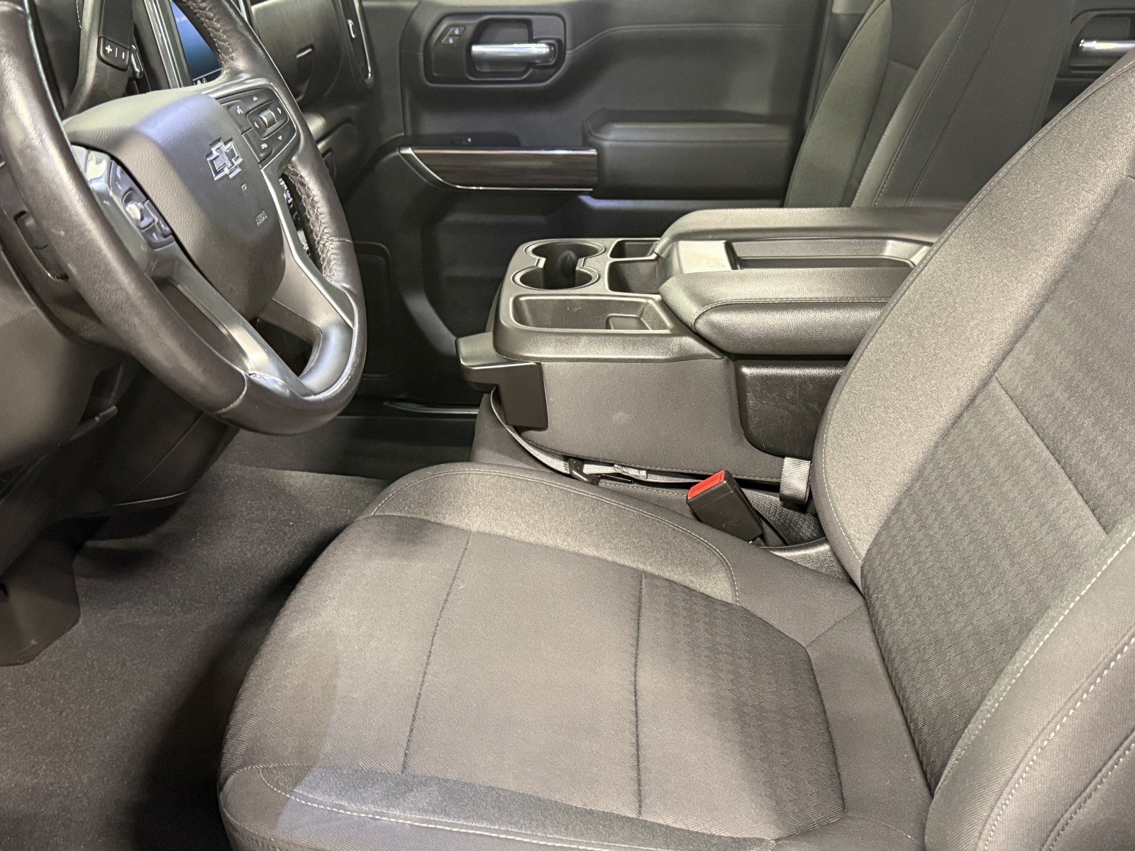 Used 2021 Chevrolet Silverado 1500 RST AWD/4WD image 27