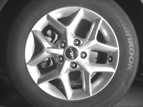 Used 2025 Kia Soul LX w/ LX Technology Package image 12