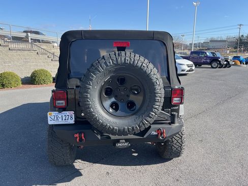 Used 2017 Jeep Wrangler Unlimited Rubicon image 8