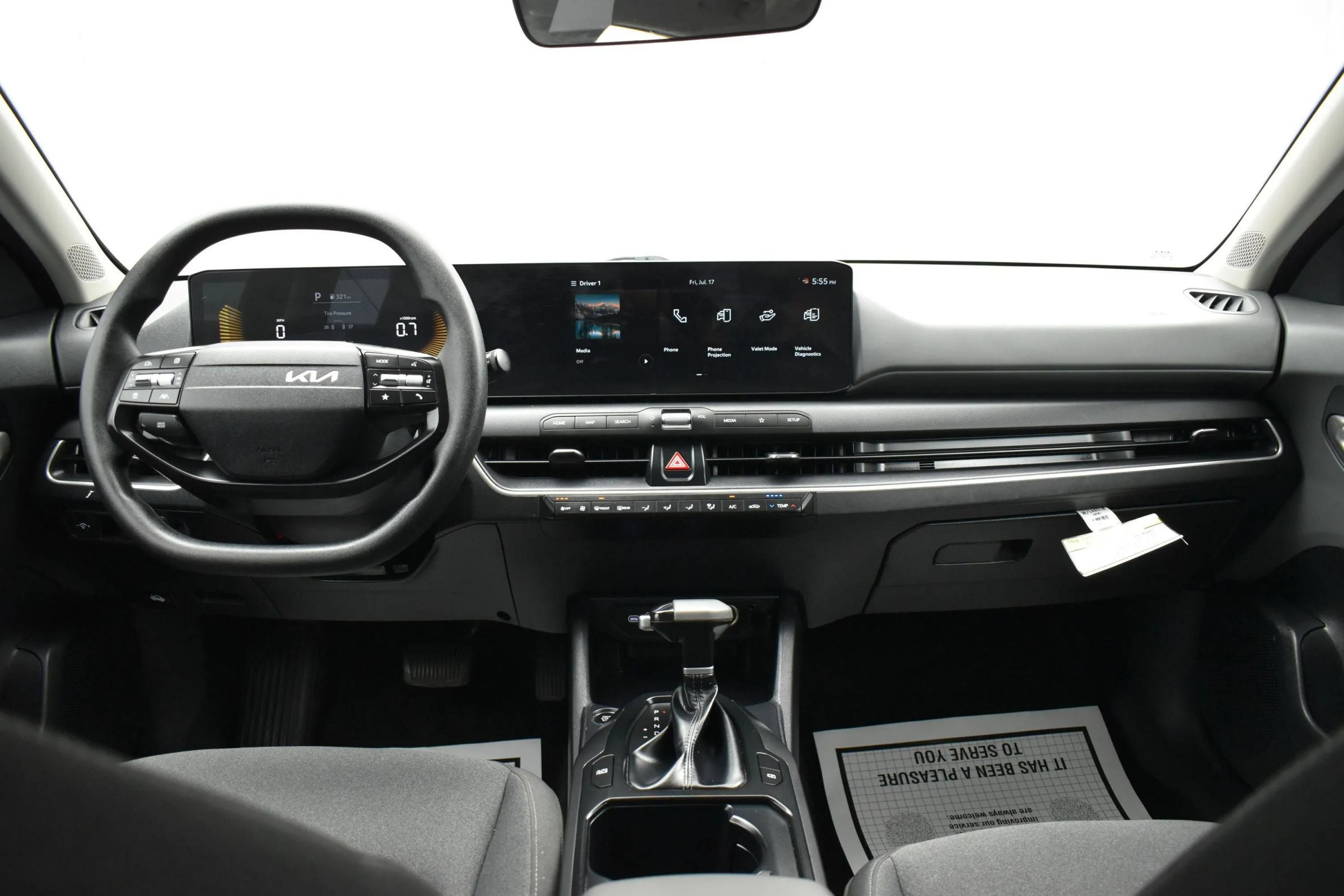 Used 2025 Kia K4 FWD image 18