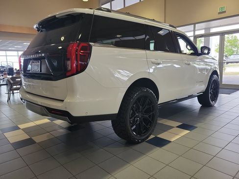 New 2025 Ford Expedition Platinum w/ Platinum Ultimate Package image 6