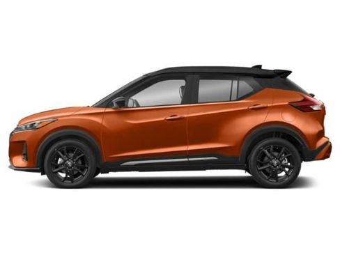 New 2024 Nissan Kicks SR w/ SR Premium Package image 3