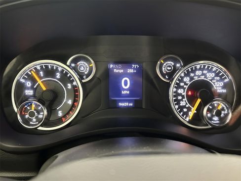 Used 2021 RAM 2500 Big Horn image 14