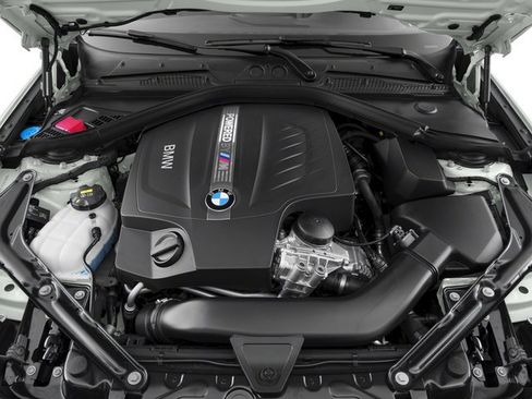 Used 2018 BMW M2 w/ Executive Package RWD image 16