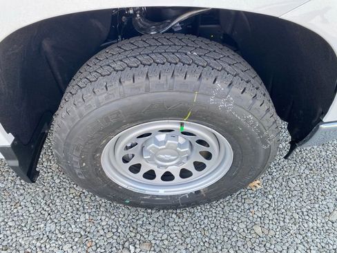 New 2025 Chevrolet Silverado 1500 W/T w/ WT Safety Package image 17