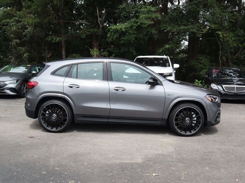 New 2026 Mercedes-Benz GLA 35 AMG 4MATIC image 2