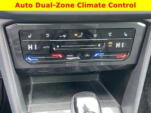 Used 2024 Volkswagen Tiguan SEL R-Line image 15