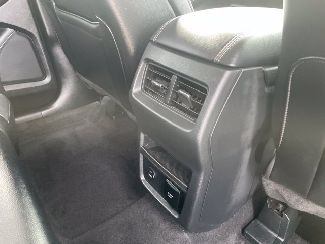 Used 2022 Ford Edge Titanium w/ Cargo Accessory Package AWD/4WD image 34