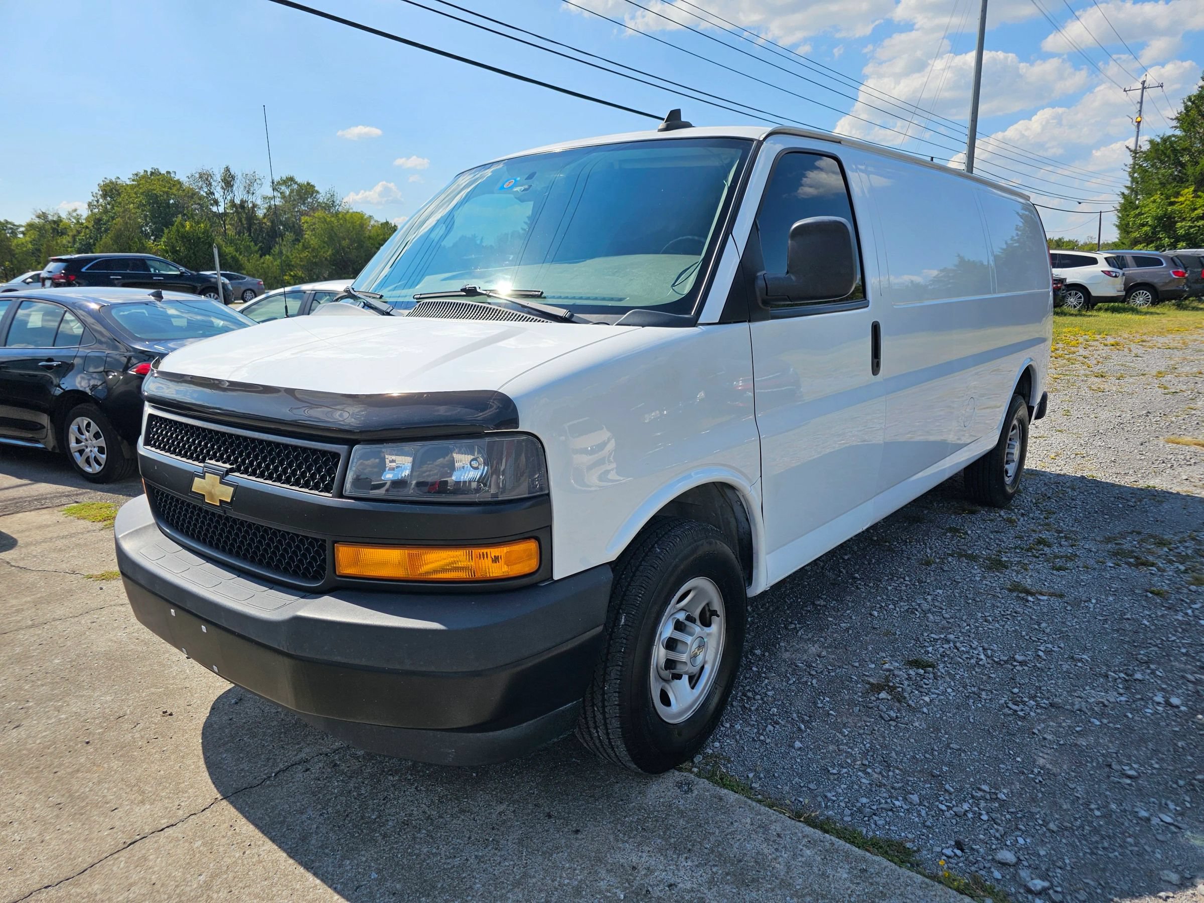 Used 2023 Chevrolet Express 3500 Extended w/ Driver Convenience Package RWD image 1
