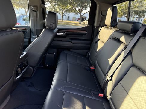 Used 2024 GMC Sierra 1500 Denali w/ Technology Package image 24