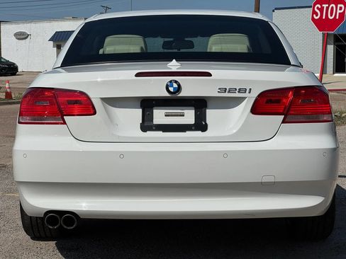 Used 2010 BMW 328i Convertible RWD image 11