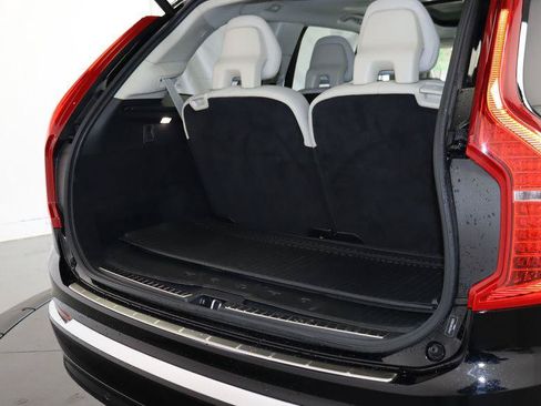 Used 2023 Volvo XC90 B6 Plus w/ Protection Package Premier AWD/4WD image 25