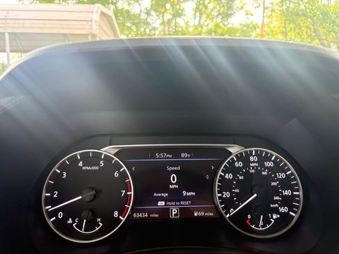 Used 2024 Nissan Sentra SV FWD image 12