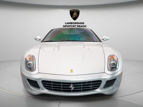 Used 2009 Ferrari 599 GTB Fiorano RWD image 2
