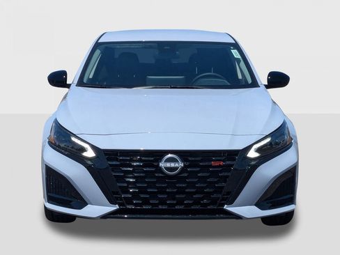 New 2026 Nissan Altima 2.5 SR FWD image 8