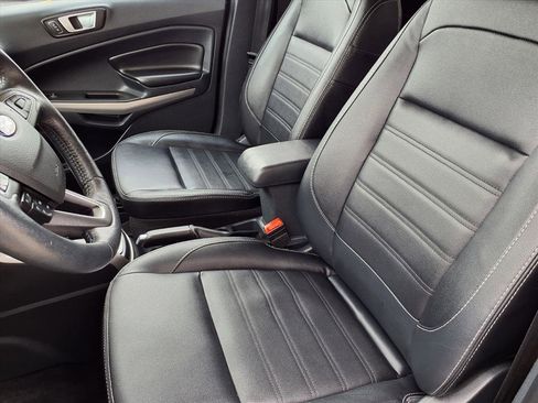 Used 2022 Ford EcoSport Titanium image 3