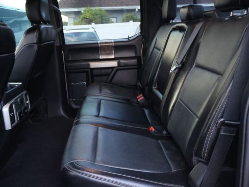 Used 2018 Ford F250 Lariat w/ Lariat Value Package AWD/4WD image 15
