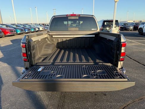 New 2026 Nissan Frontier SV image 32