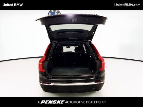 Used 2024 Volvo XC90 B6 Plus w/ Protection Package Premier AWD/4WD image 14