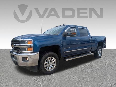 Used 2018 Chevrolet Silverado 2500 LTZ w/ Duramax Plus Package AWD/4WD image 2