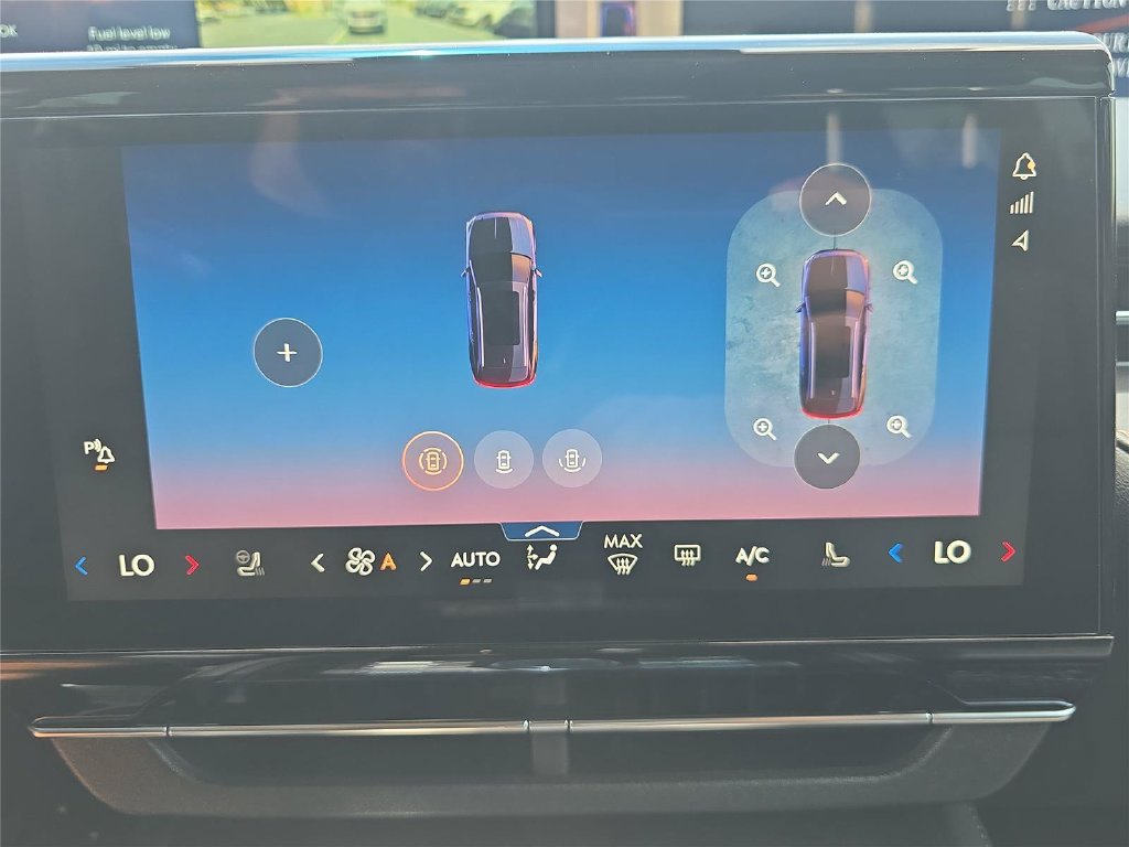 New 2026 Lincoln Nautilus Premier AWD/4WD image 18