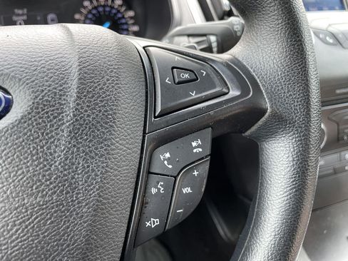 Used 2017 Ford Edge SE w/ Cargo Accessory Package FWD image 20