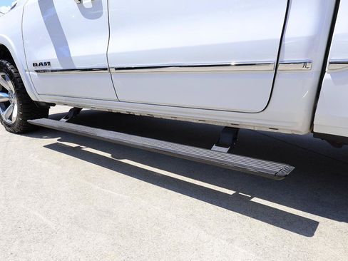 Used 2022 RAM 1500 Limited AWD/4WD image 33