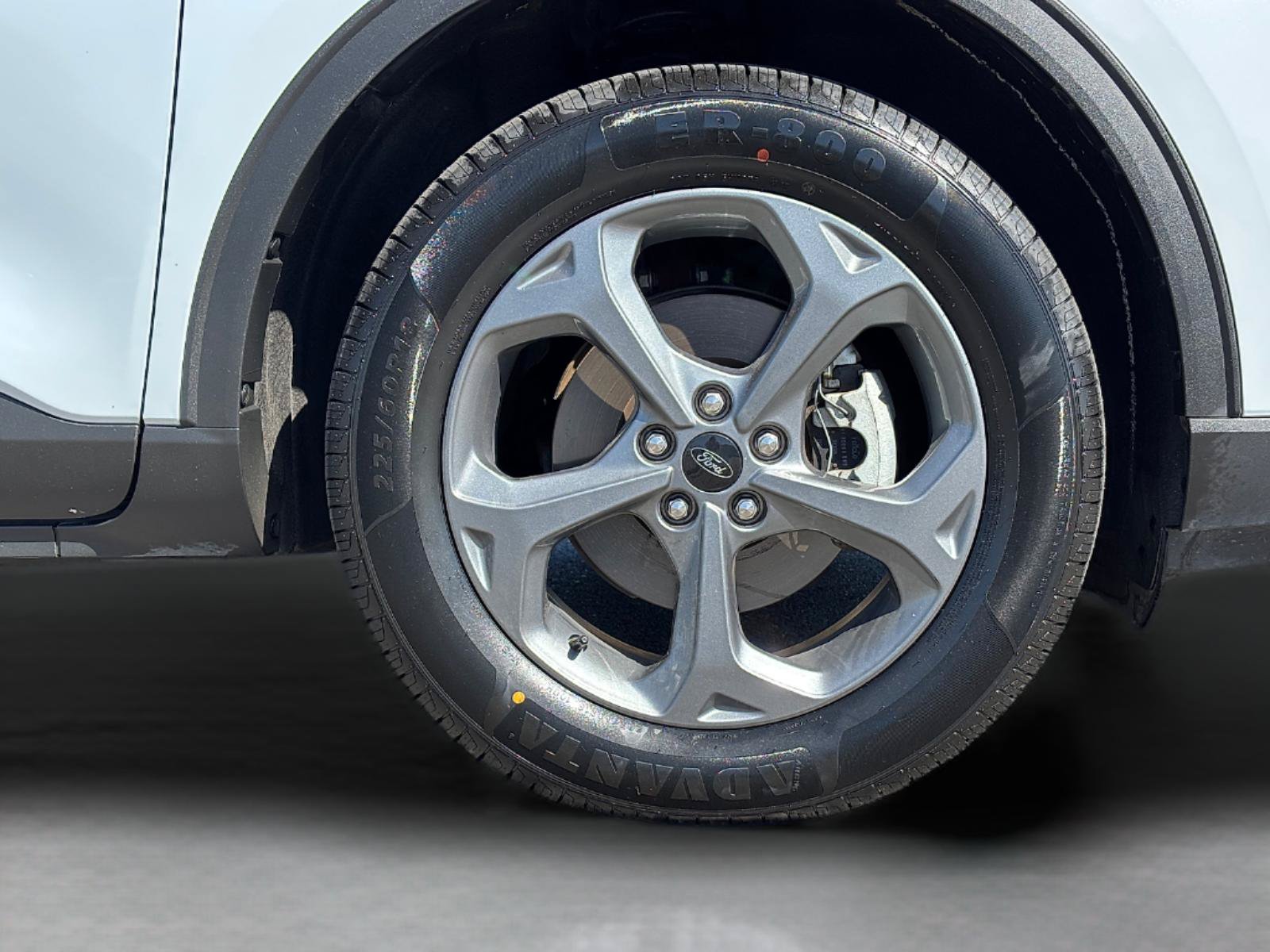 Used 2025 Ford Escape ST-Line Select AWD/4WD image 11