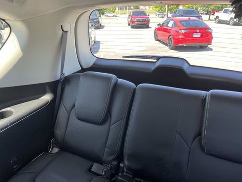 Used 2019 Nissan Armada SV w/ Driver Package RWD image 15