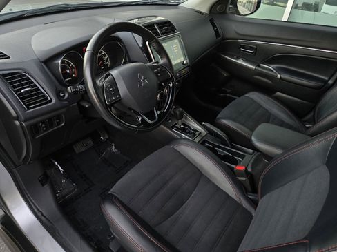 Used 2024 Mitsubishi Outlander Sport SE image 8