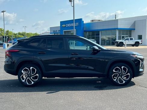 New 2026 Chevrolet Trax RS w/ Driver Confidence Package FWD image 43