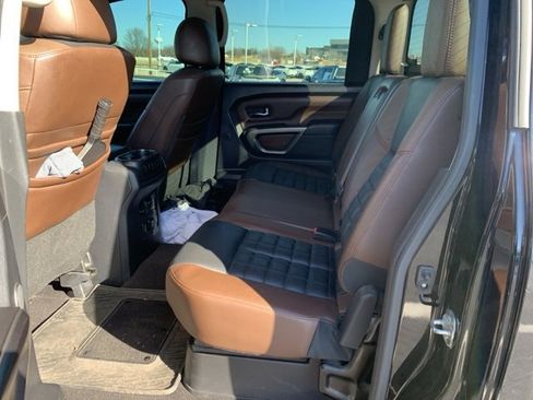 Used 2017 Nissan Titan Platinum Reserve image 10