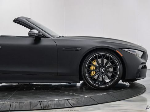 Used 2022 Mercedes-Benz SL 55 AMG 4MATIC image 30