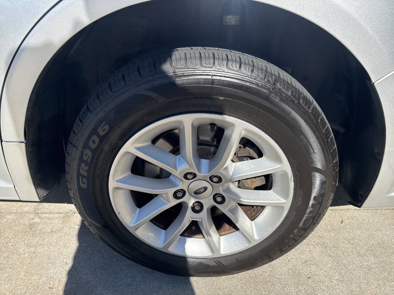 Used 2019 Ford Flex SE FWD image 21