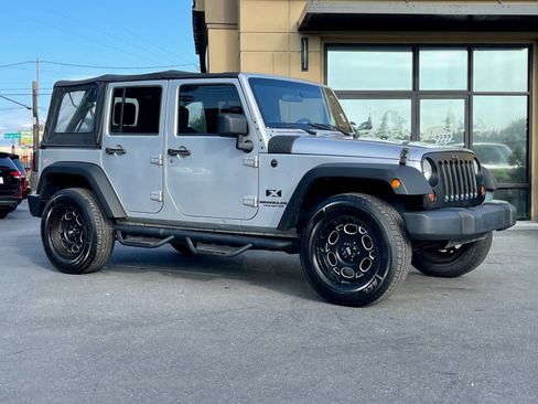Used 2009 Jeep Wrangler Unlimited X AWD/4WD image 1