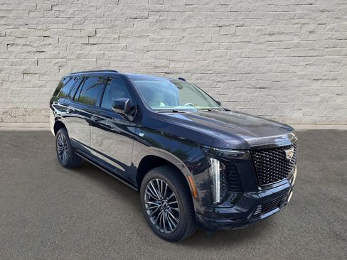 New 2026 Cadillac Escalade Platinum Sport AWD/4WD image 3