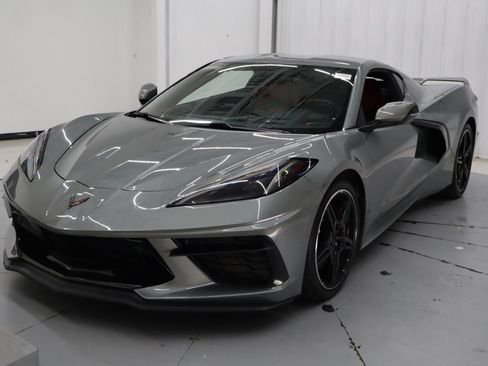 Used 2023 Chevrolet Corvette Stingray Preferred Cpe w/ Z51 Performance Package RWD image 8