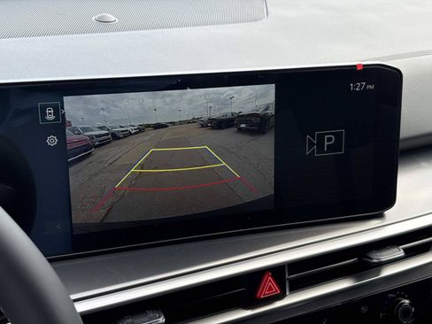 New 2026 Kia Sorento LX FWD image 22