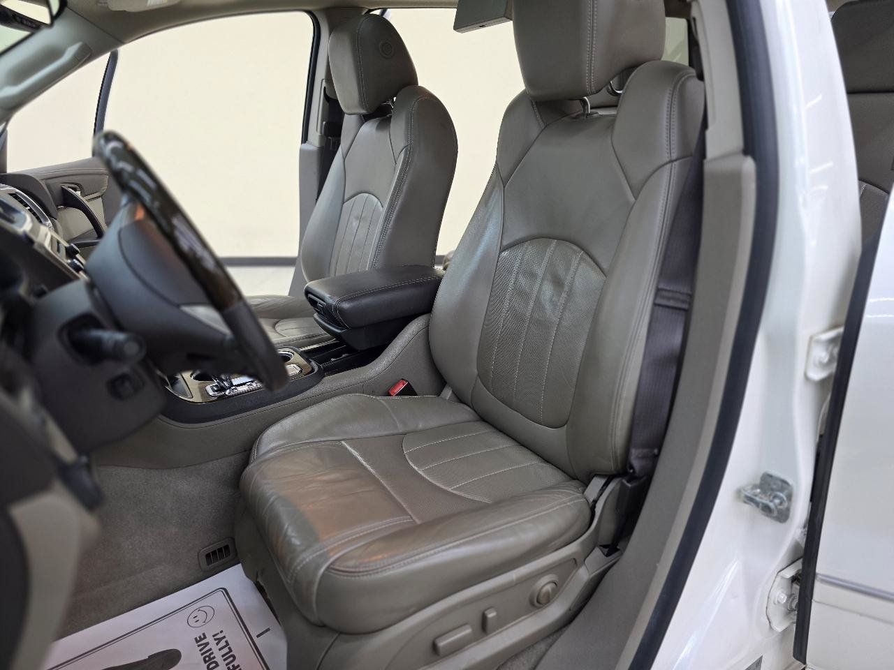 Used 2013 GMC Acadia Denali FWD image 17