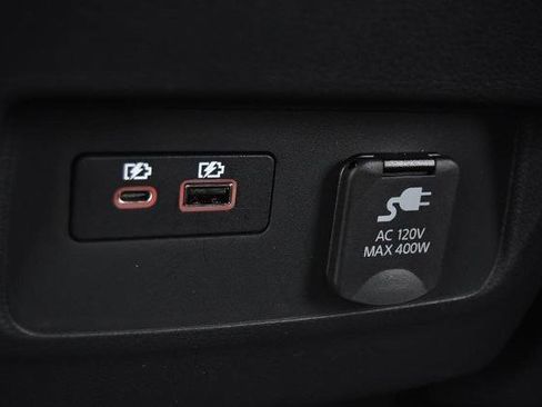 Certified 2025 Nissan Frontier PRO-4X w/ Pro Premium Package image 31