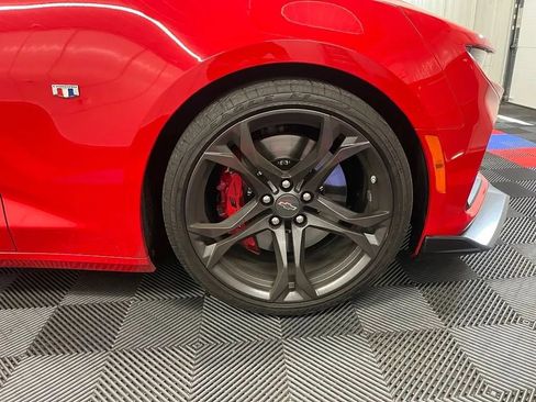Used 2022 Chevrolet Camaro SS RWD image 24