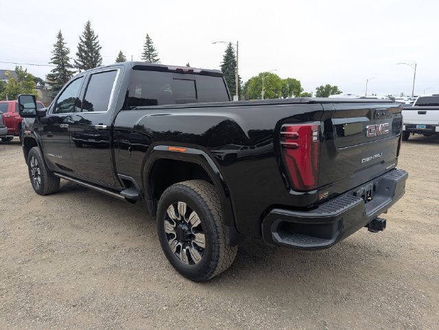 Used 2024 GMC Sierra 2500 Denali w/ Denali Reserve Package AWD/4WD image 18